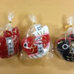 ダルマみくじ、鯛みくじ