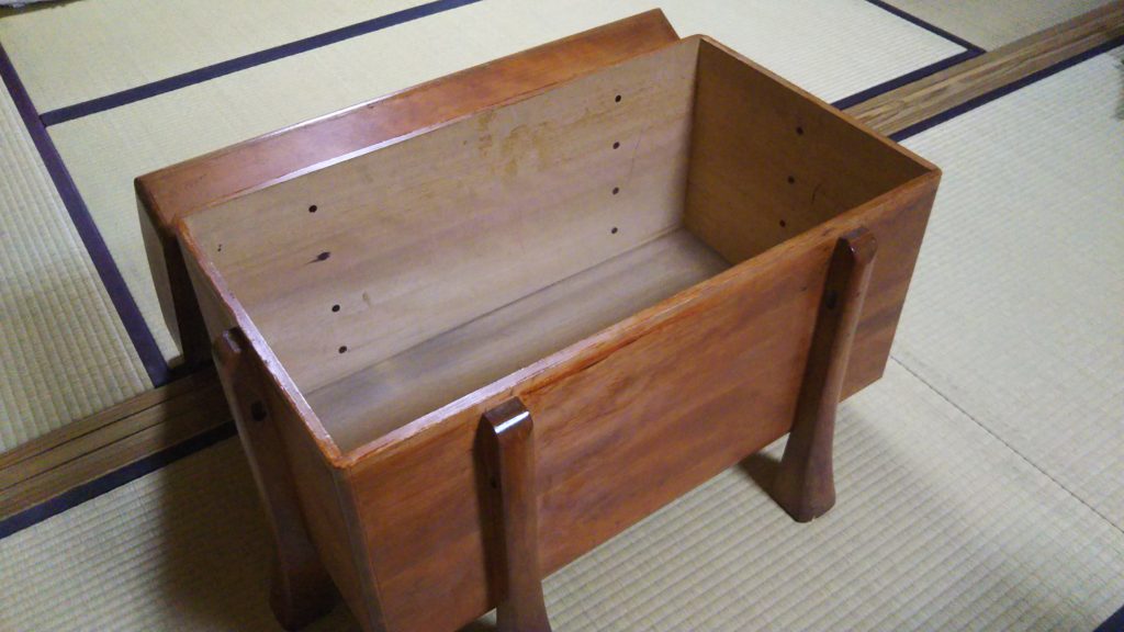 唐櫃の中です。